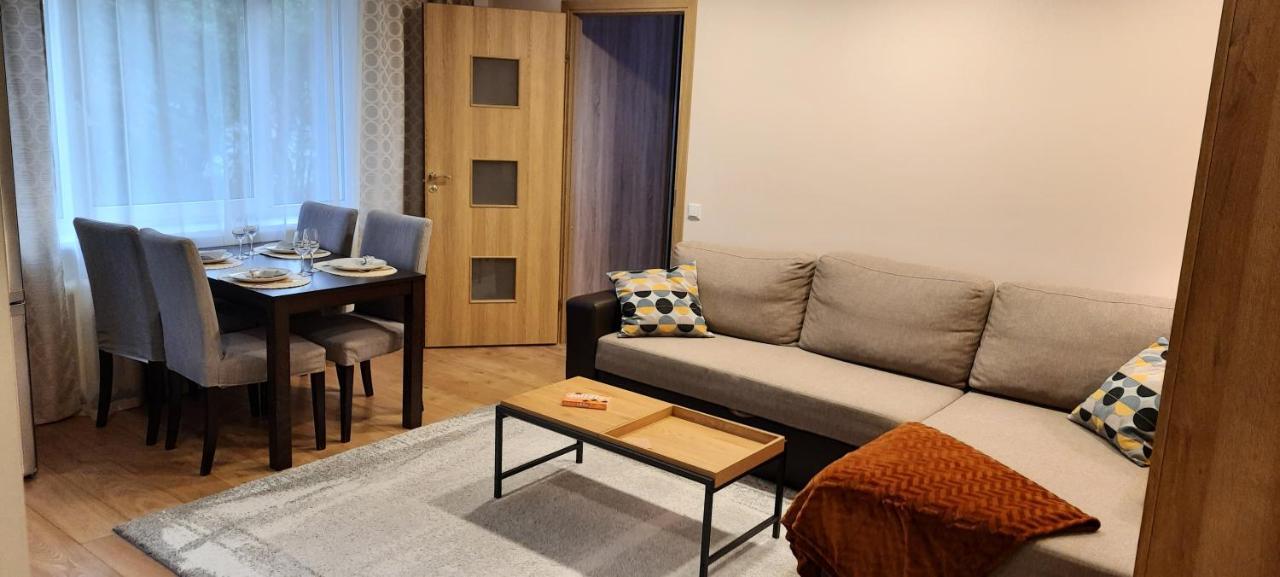 Centrum Bridge Apartment Parnu Ngoại thất bức ảnh